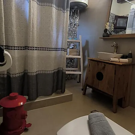 Sofilia View House *